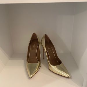 Aquazurra Gold Pumps